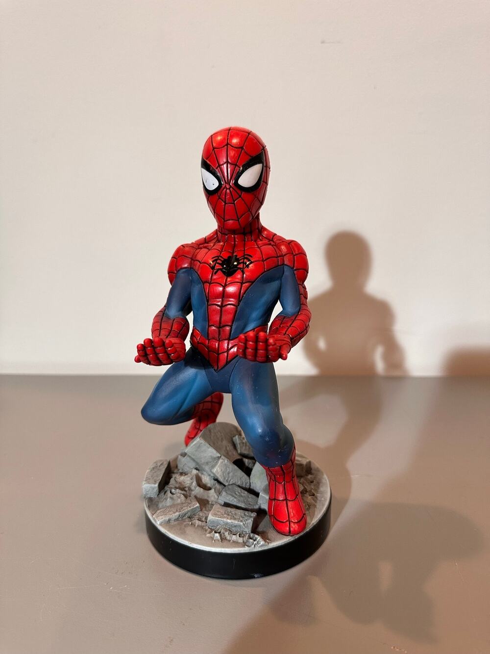 Marvel Spider-Man Cable Guys Controller and Phone Holder Statue Figure 8.5"